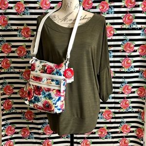 Diane Belle Domain 3/4 Bishop Sleeve Top